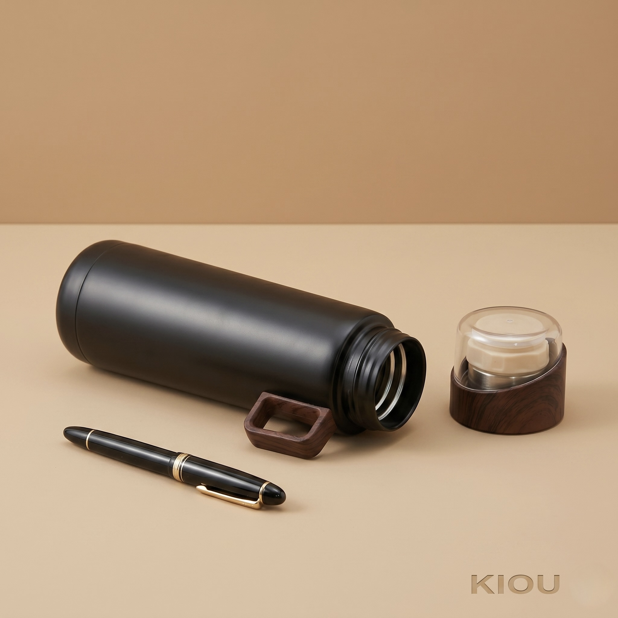 Wood-Trim Matte Black Bottle