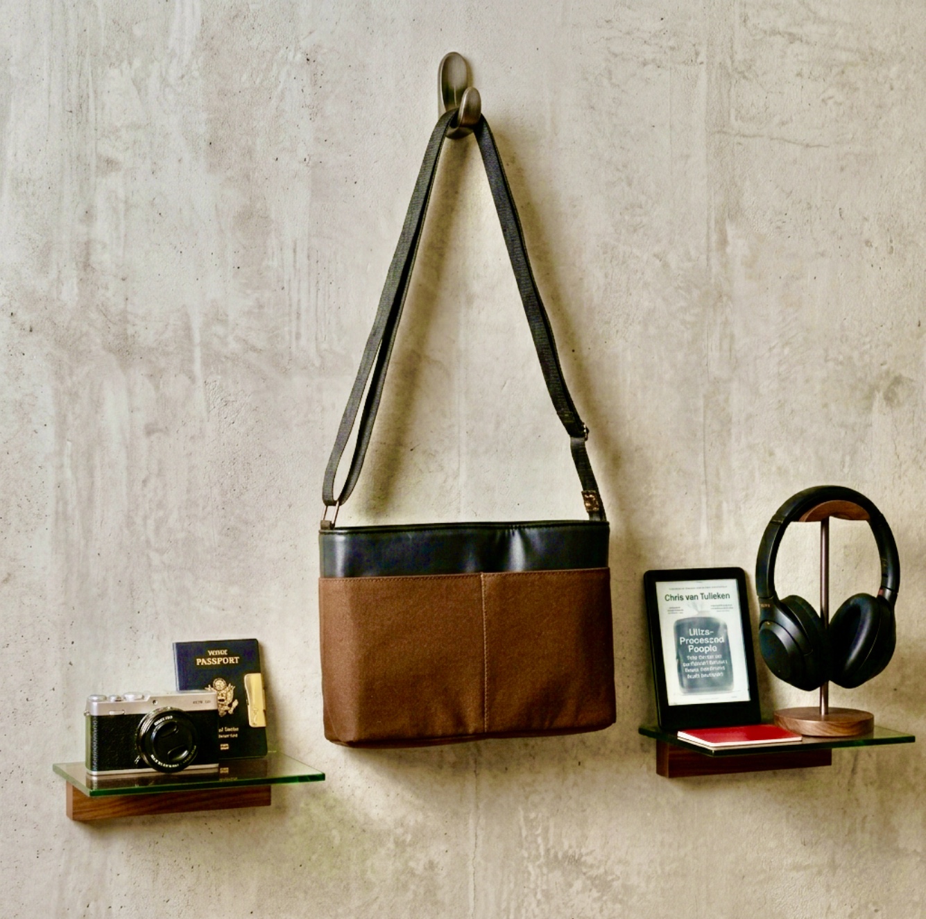 Alistair Messenger Bag