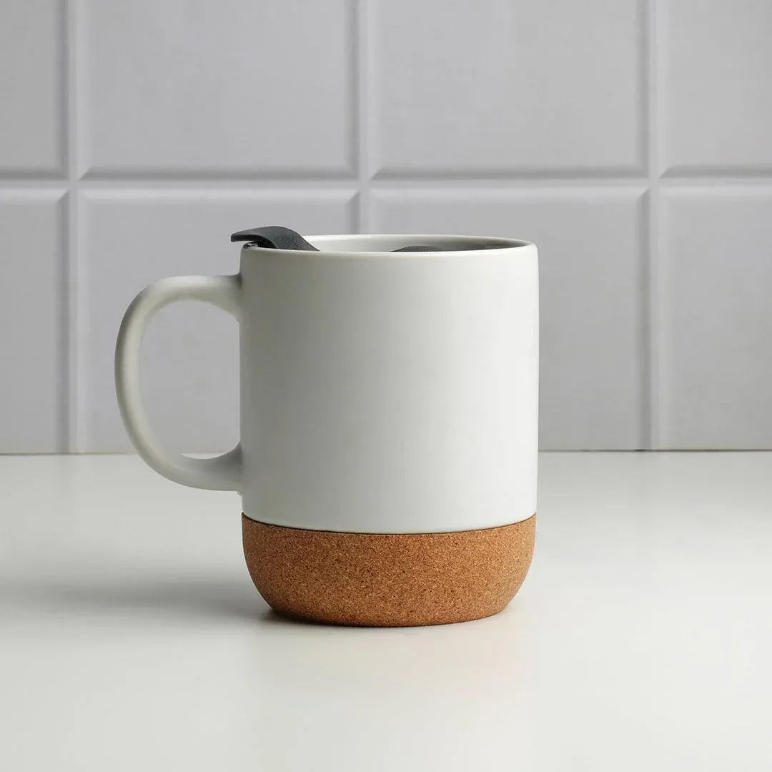 Ceramic mug with cork base