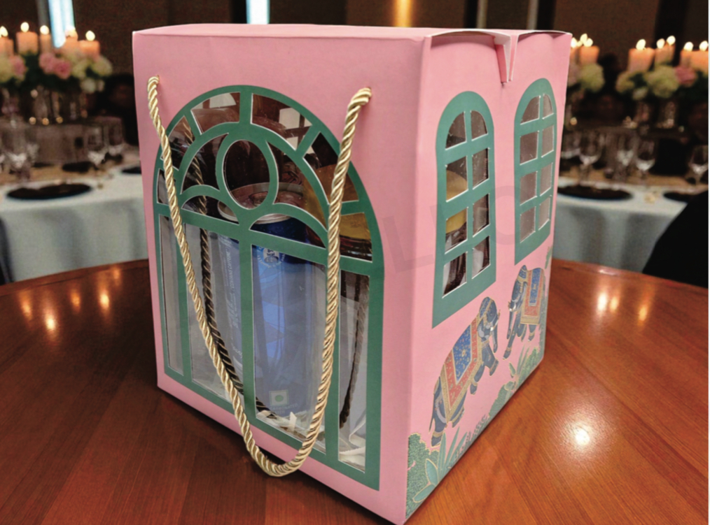 Palace Window Hamper Box